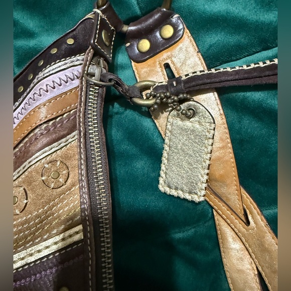 Rare Vintage Coach Boho Chic Brown Studded Leather Hobo Bag EUC - Picture 16 of 17